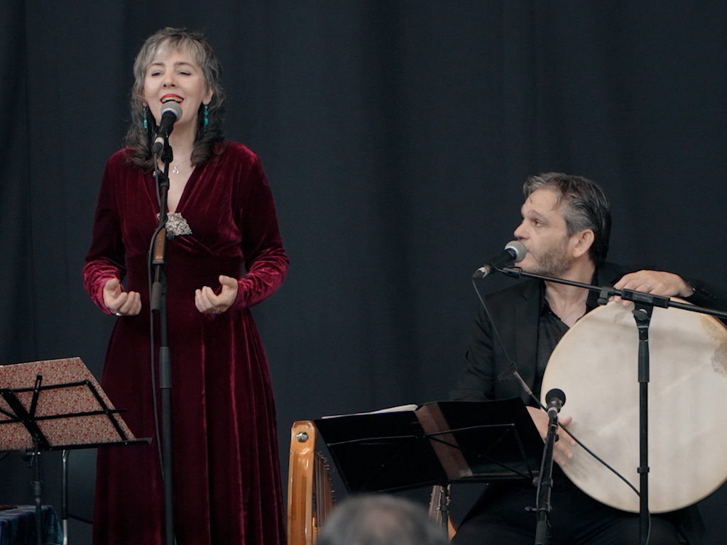 Juego de espejos, concierto con L’Incantari